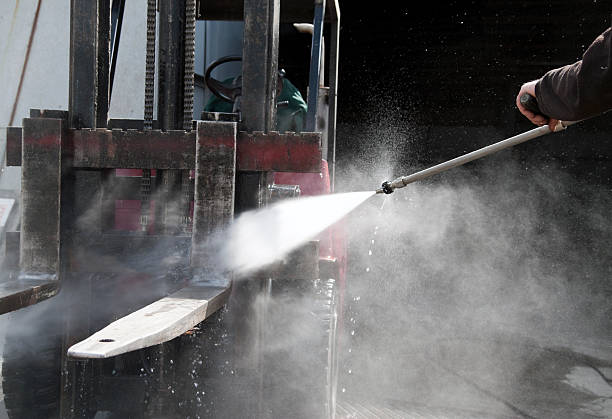 Best Graffiti Removal  in Watseka, IL